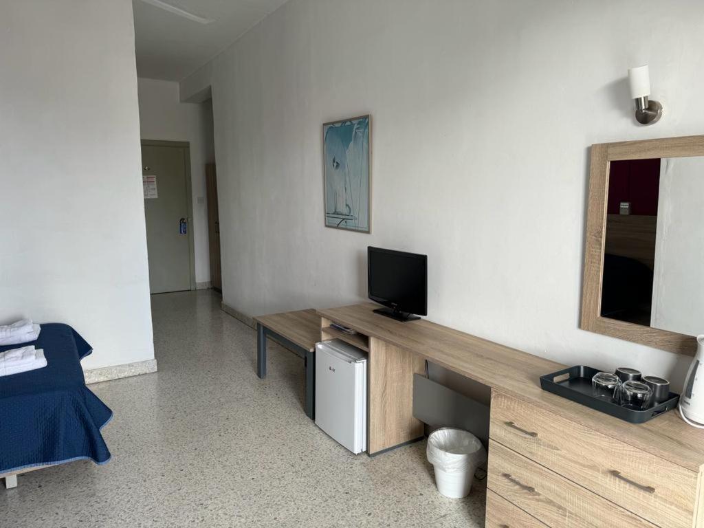 Roma Hotel Sliema Exteriör bild