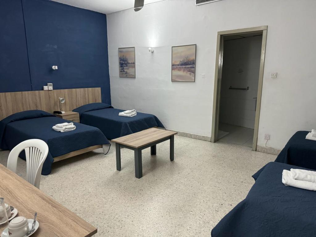 Roma Hotel Sliema Exteriör bild