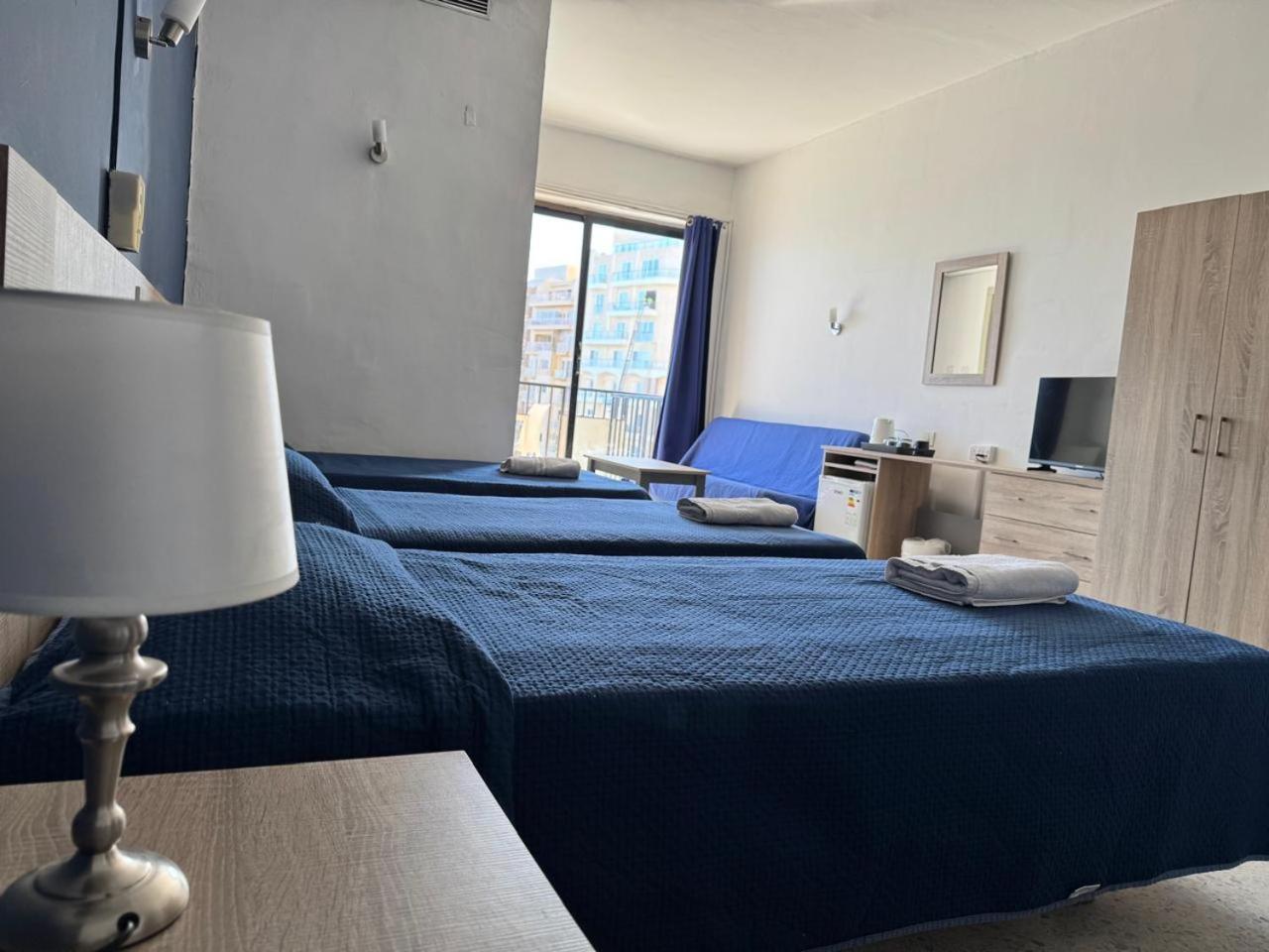 Roma Hotel Sliema Exteriör bild